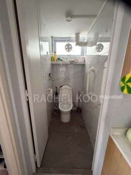 2 Ghim Moh Road, S$ 1,200 /月, 100 sqft, 组屋 - 3 A