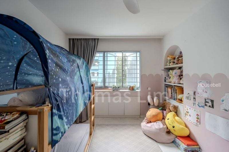 Executive HDB for Sale in  335 Kang Ching Road, S$ 888,888, 1,507 sqft, HDB - Executive Apartment
