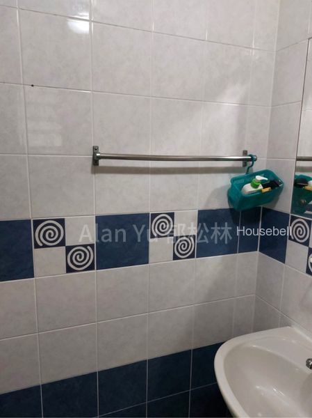 Common Room (HDB) for Rent in  678A Jurong West Street 64, S$ 950 /月, 21 sqft, 组屋 - Unknown