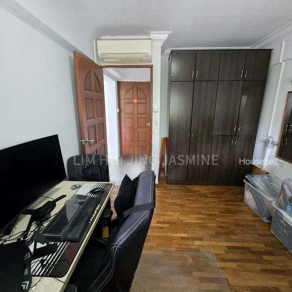 701 Hougang Avenue 2, S$ 540,000, 980 sqft, 组屋 - 4 NG