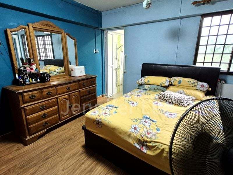 102 Jalan Rajah, S$ 530,000, 1,012 sqft, HDB - 4 NG