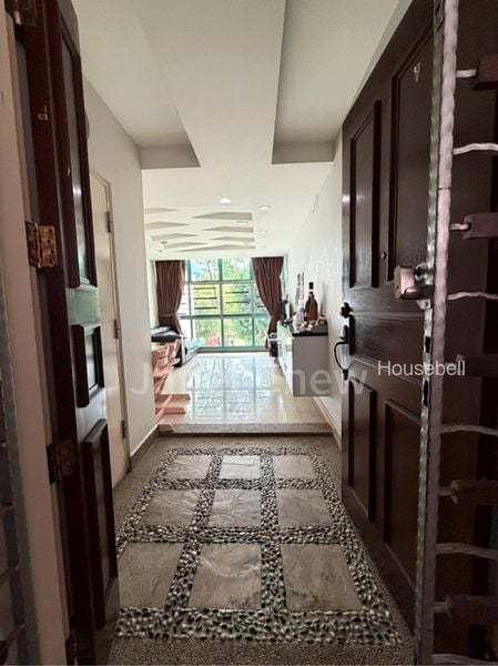 689B Woodlands Drive 75(1)