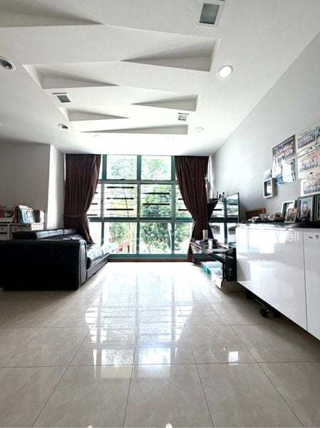 689B Woodlands Drive 75(4)
