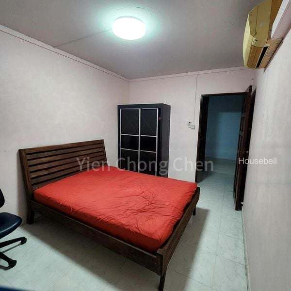 830 Woodlands Street 83(3)