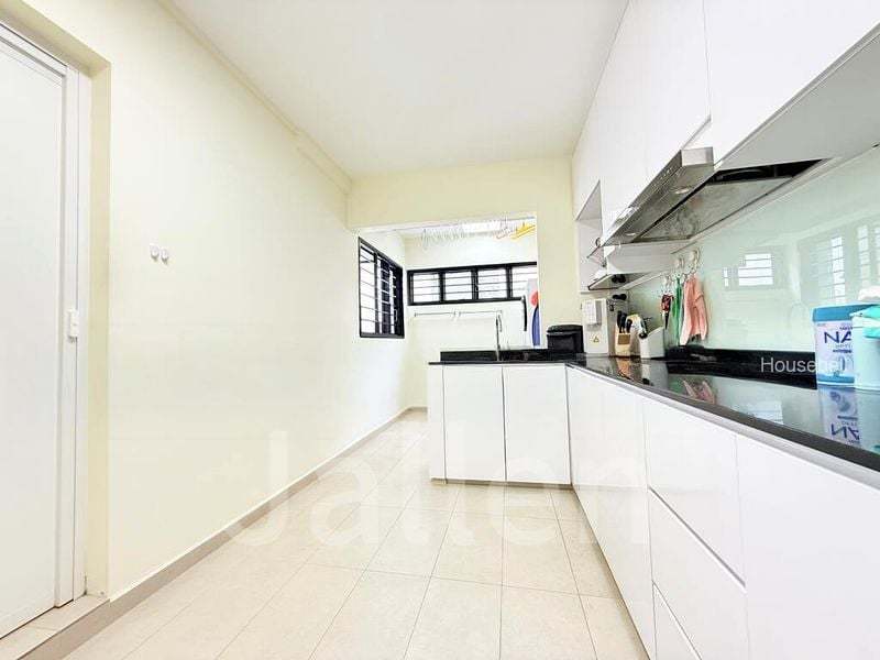143 Rivervale Drive, S$ 899,999, 1,453 sqft, HDB - Executive Apartment