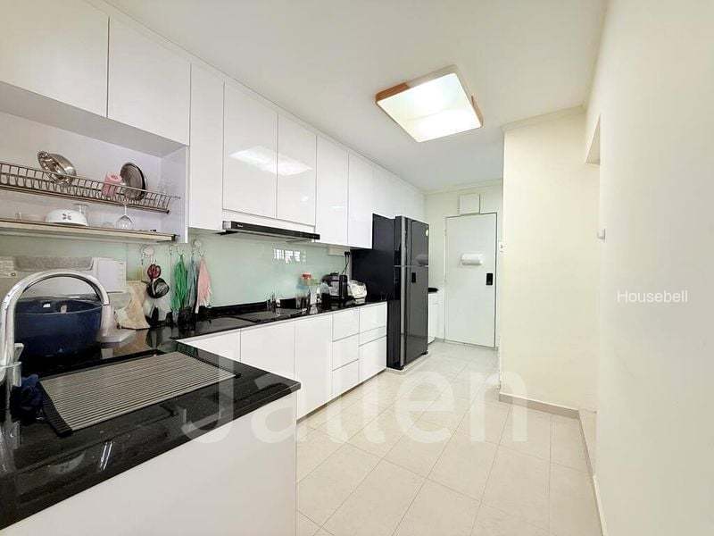 143 Rivervale Drive, S$ 899,999, 1,453 sqft, HDB - Executive Apartment