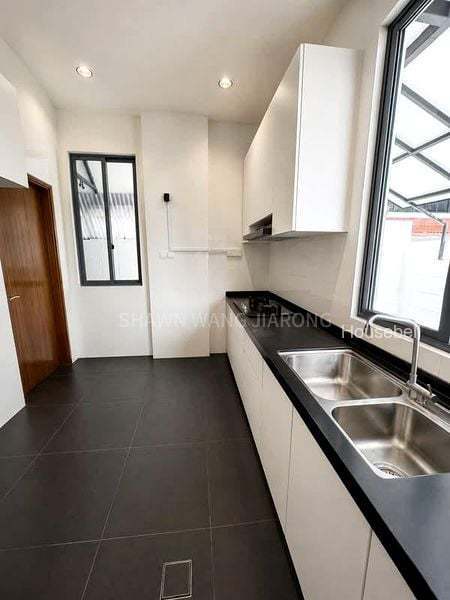 6 Bed Bungalow (Landed) for Rent in  Ponggol Twenty-Fourth Avenue, S$ 12,500 /月, 4,692 sqft, 有地 - Bungalow House
