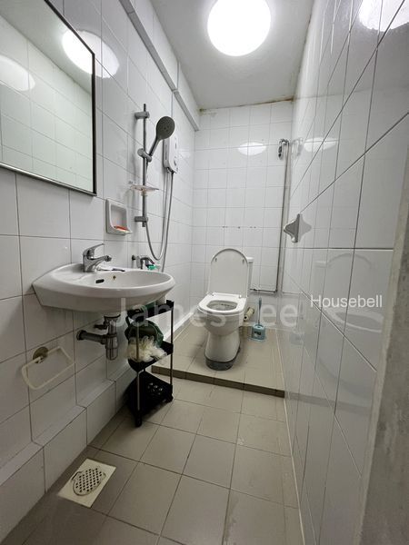 The Regalia, S$ 1,200 /mo, 70 sqft, Condos - Apartment