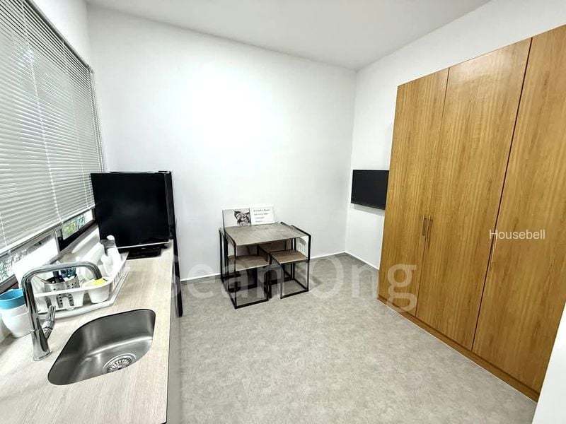Pasir Panjang Road, S$ 2,800 /mo, 150 sqft, Landed - Terraced House