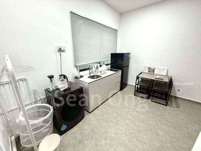 Pasir Panjang Road, S$ 2,800 /mo, 150 sqft, Landed - Terraced House