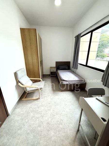 Pasir Panjang Road, S$ 2,800 /mo, 150 sqft, Landed - Terraced House