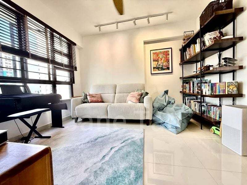4 Room (4A) HDB for Sale in  33 Ghim Moh Link