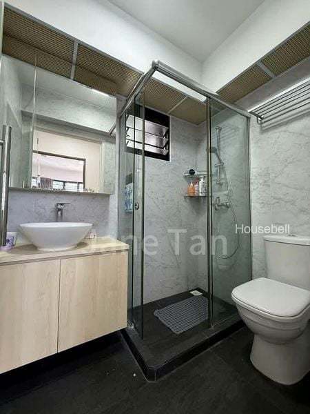4 Room (4A) HDB for Sale in  33 Ghim Moh Link, S$ 1,210,000, 1,000 sqft, HDB - 4 A