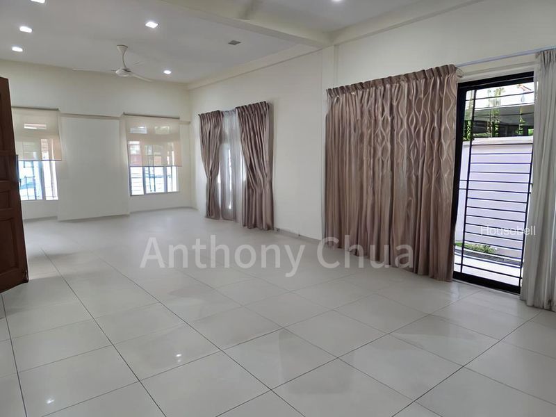 5 Bed Bungalow (Landed) for Sale in Jalan Merlimau