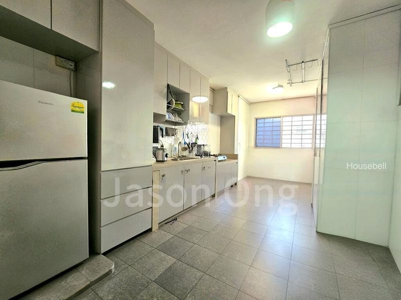 3 Room (3A) HDB for Rent in  329 Jurong East Avenue 1, S$ 3,300 /月, 796 sqft, 组屋 - 3 A