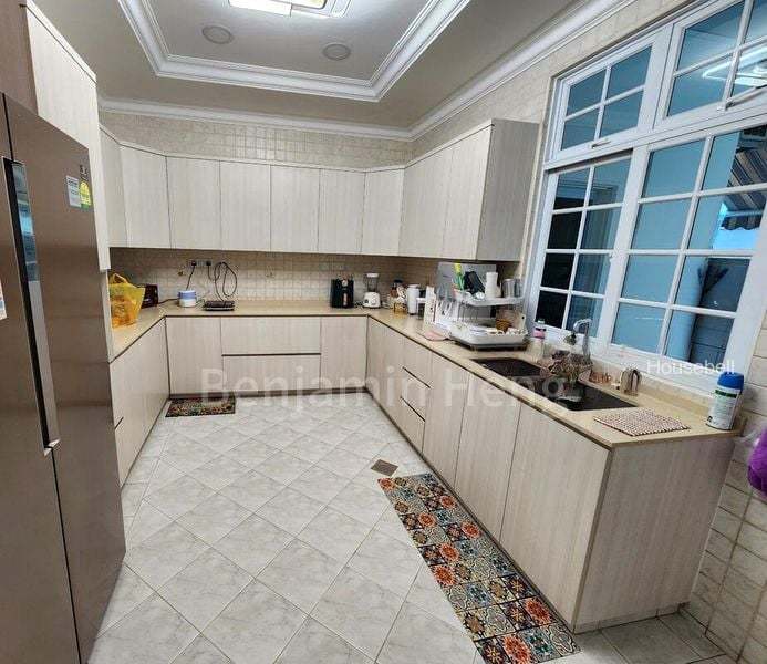 7 Bed Semi-Detached House (Landed) for Sale in  Jalan Serengam, S$ 5,188,888, 2,856 sqft, 有地 - Semi-Detached House