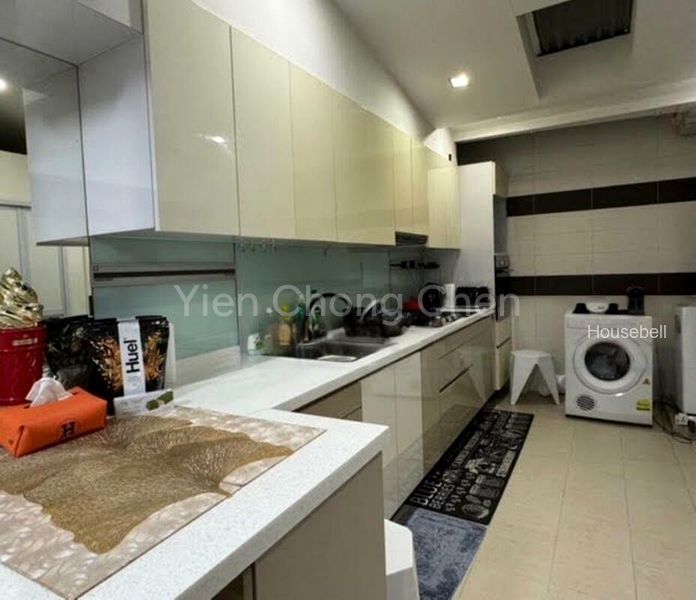 Terraced House for Room Rent: JALAN SETIA(4)