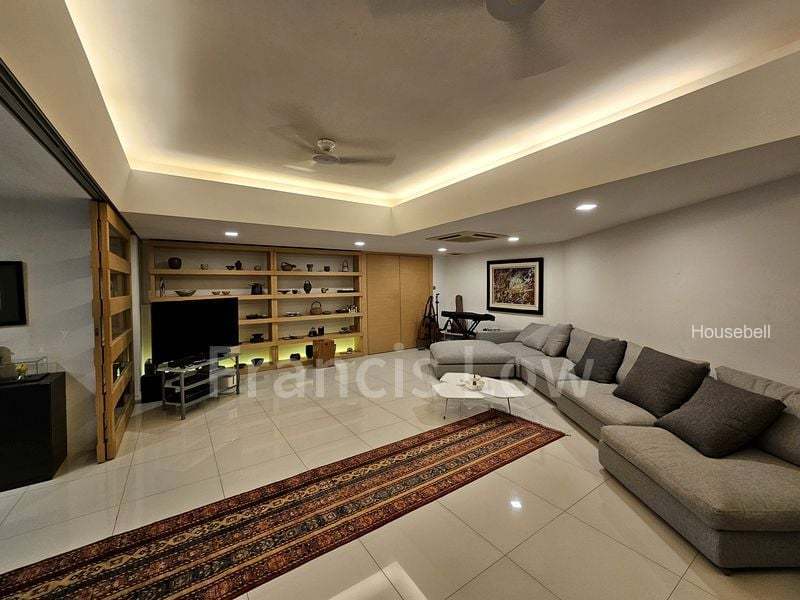 8 Bed Bungalow (Landed) for Sale in  Wareham Road, S$ 16,500,000, 6,514 sqft, Landed - Bungalow House