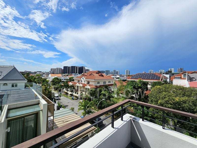 8 Bed Bungalow (Landed) for Sale in  Wareham Road, S$ 16,500,000, 6,514 sqft, Landed - Bungalow House