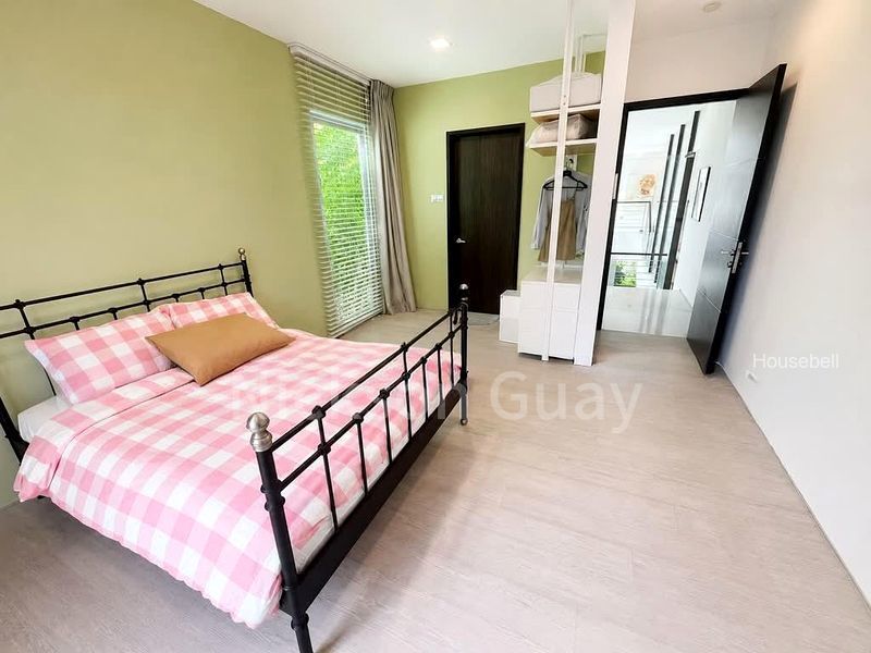 7 Bed Bungalow (Landed) for Sale in  Wareham Road, S$ 16,500,000, 6,514 sqft, Landed - Bungalow House