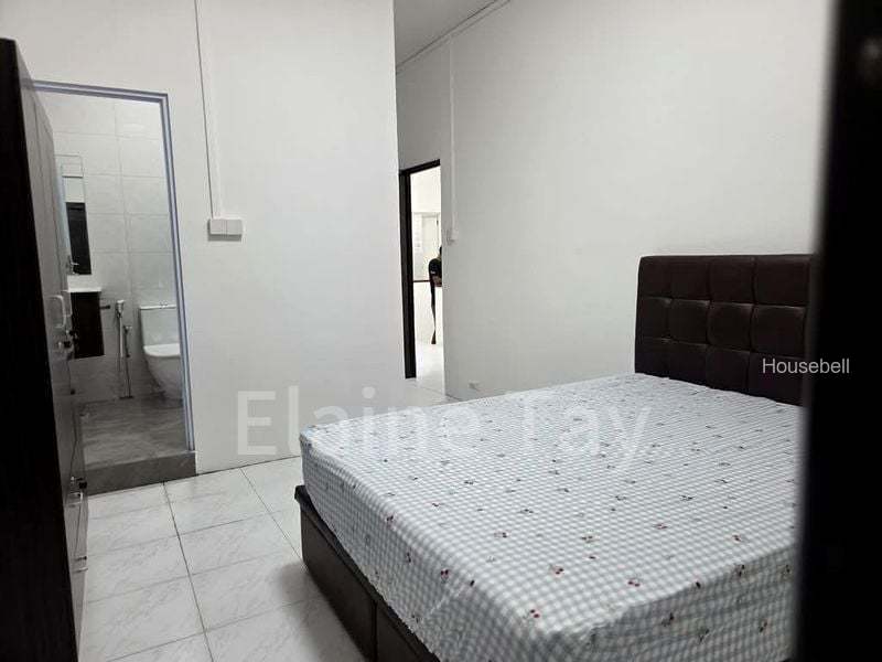 East Coast Road, S$ 2,300 /mo, 250 sqft, Landed - Terraced House