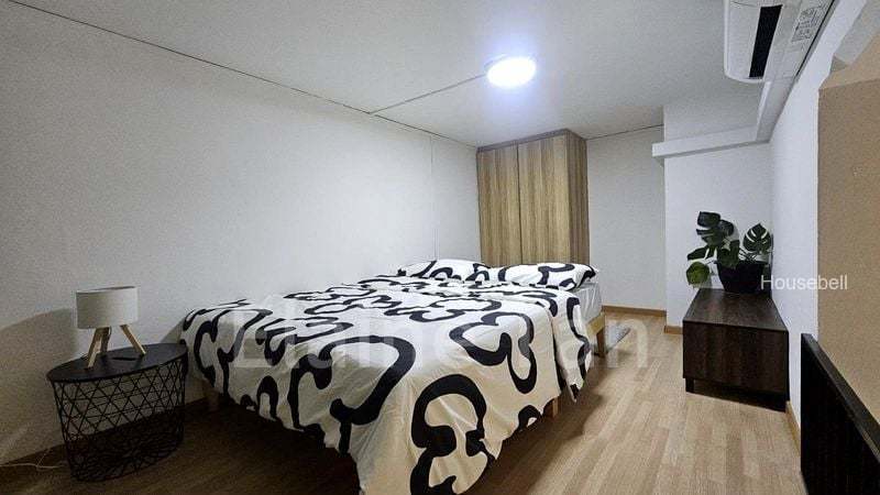 Studio Corner Terrace (Landed) for Rent in  Parkway Parade(4)
