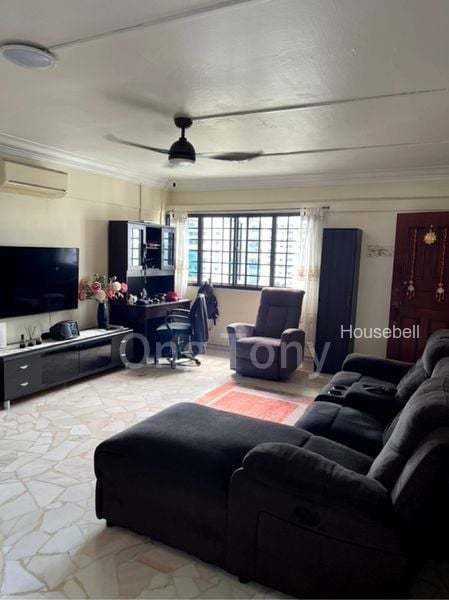 27 Marsiling Drive, S$ 800 /mo, 161 sqft, HDB - Unknown