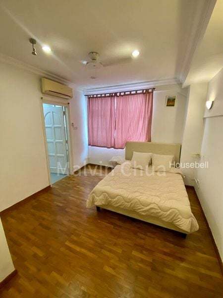 Bungalow for Room Rent: Jalan Raya(2)