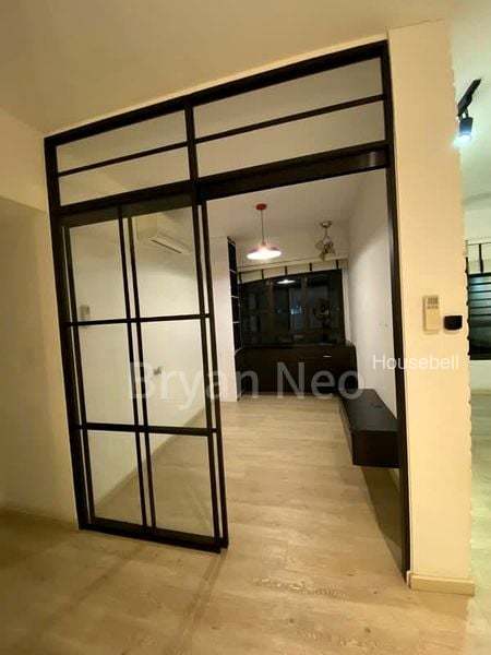335C Yishun Street 31, S$ 748,000, 1,206 sqft, HDB - 5 I