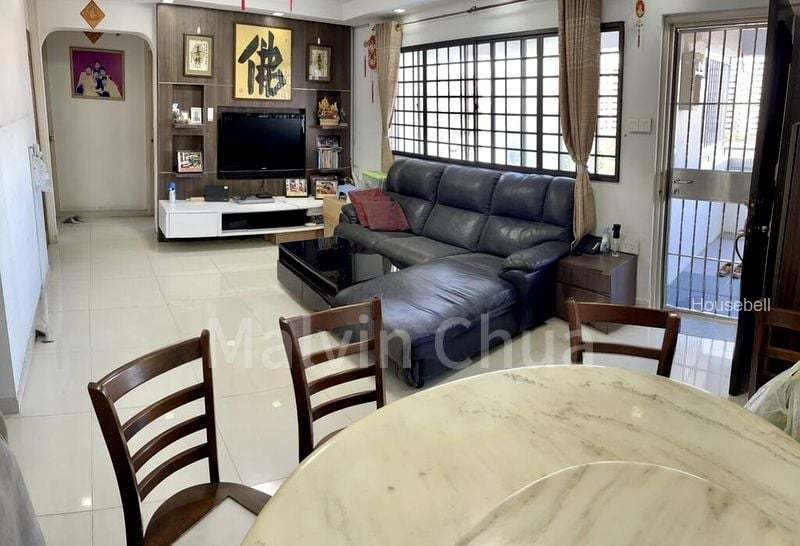 241 Serangoon Avenue 3(4)
