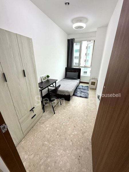 The Floravale, S$ 1,300 /月, 80 sqft, 公寓 - Excutive Condominium