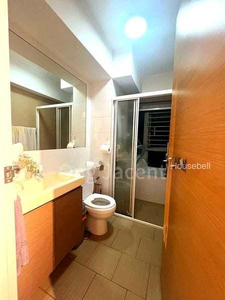 5-Room HDB for Room Rent: 168A Simei Lane, S$ 1,000 /mo, 120 sqft, HDB - 5 Generic