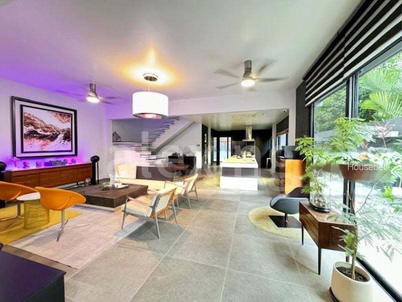 6 Bed Semi-Detached House (Landed) for Sale in  The Brooks II(4)