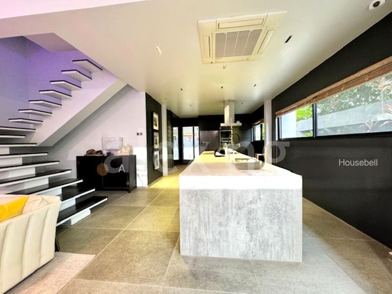 6 Bed Semi-Detached House (Landed) for Sale in  The Brooks II(5)