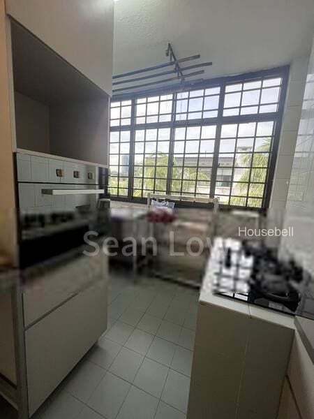 33 Lim Liak Street, S$ 4,800 /mo, 947 sqft, HDB - 3 STD