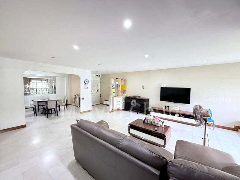 556 Woodlands Drive 53(3)