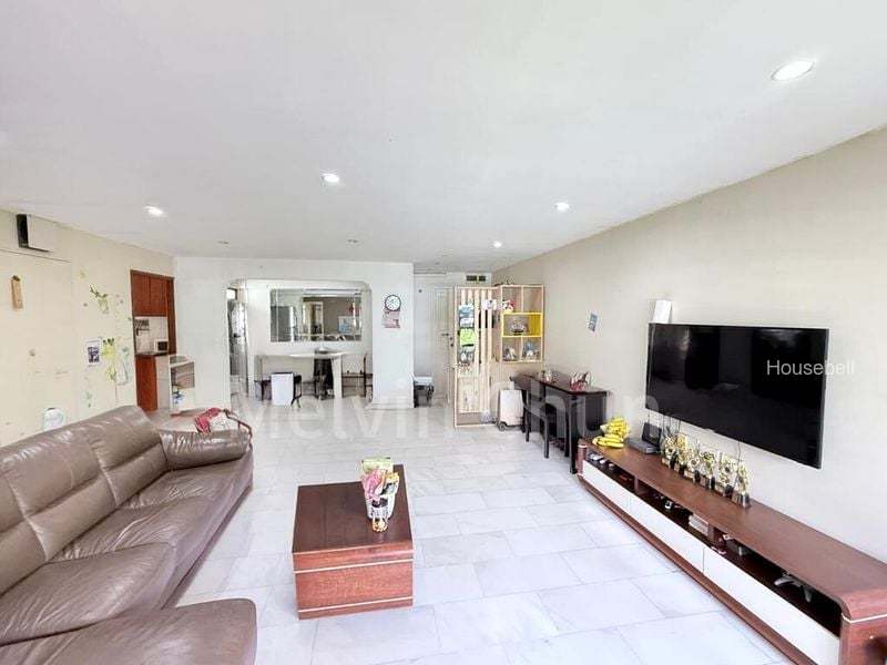 556 Woodlands Drive 53(4)