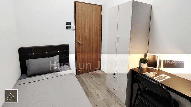 Lakepoint Condo(1)