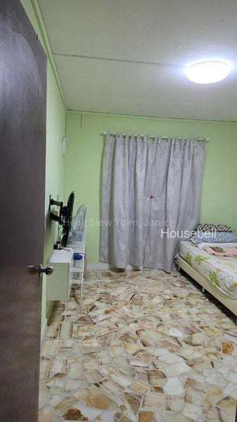312 Bukit Batok Street 32(1)