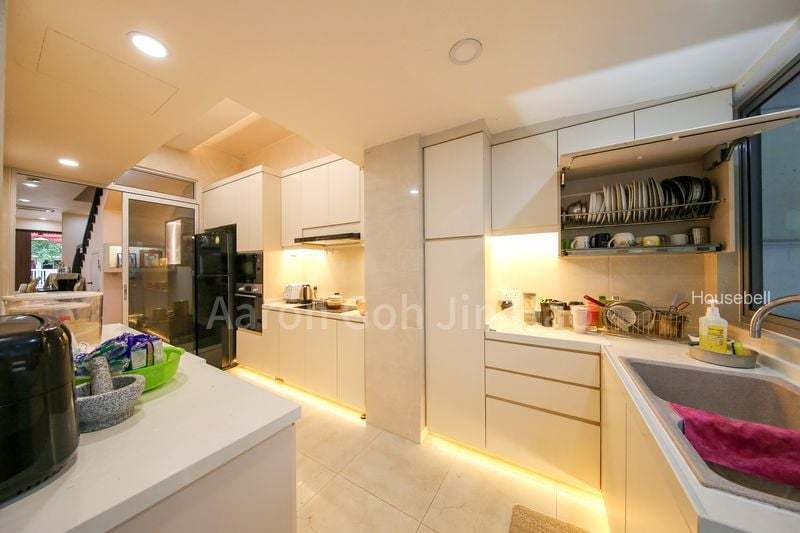 Springside Avenue, S$ 5,900,000, 3,733 sqft, Landed - Corner Terrace
