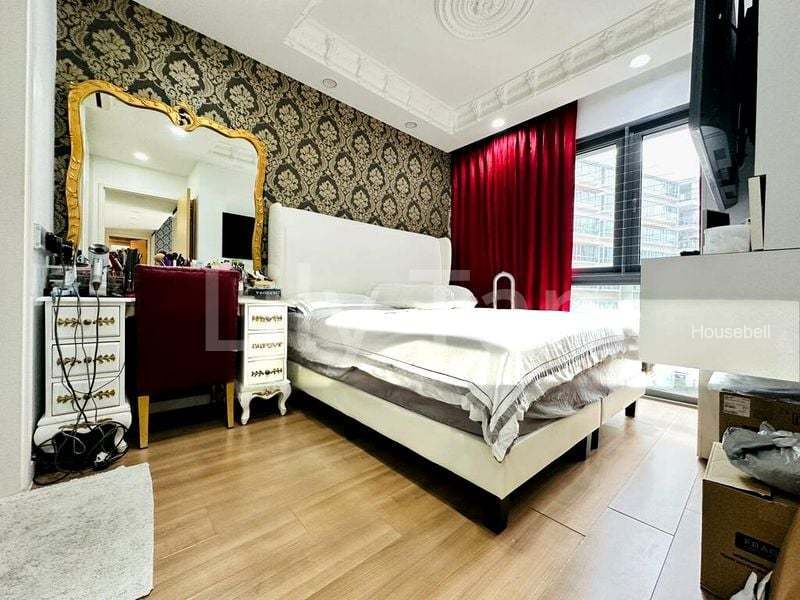 The Lakefront Residences(6)