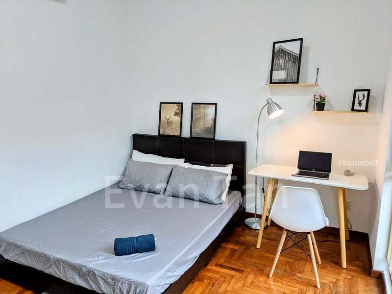 Terraced House for Room Rent: Master Room Near Kembangan MRT!(5)