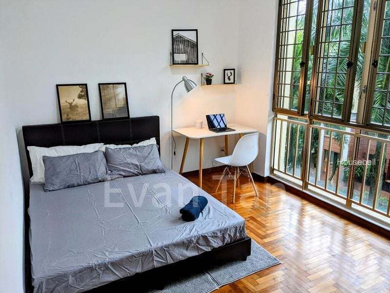 Terraced House for Room Rent: Master Room Near Kembangan MRT!(6)