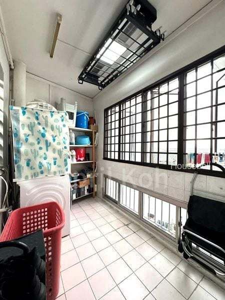 864 Jurong West Street 81(2)
