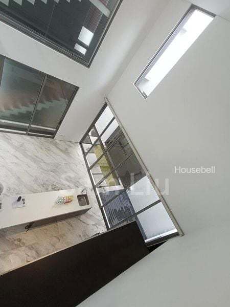 5 Bed Bungalow (Landed) for Rent in  Tan Kim Cheng Road(5)