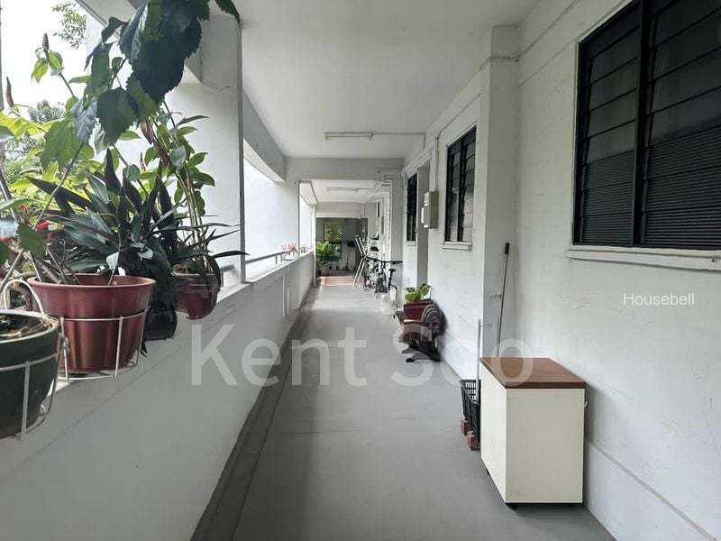 305 Clementi Avenue 4
