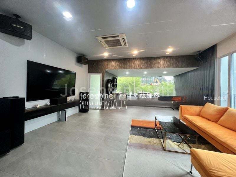 Loyang Villas, S$ 2,900,000, 2,712 sqft, Landed - Corner Terrace