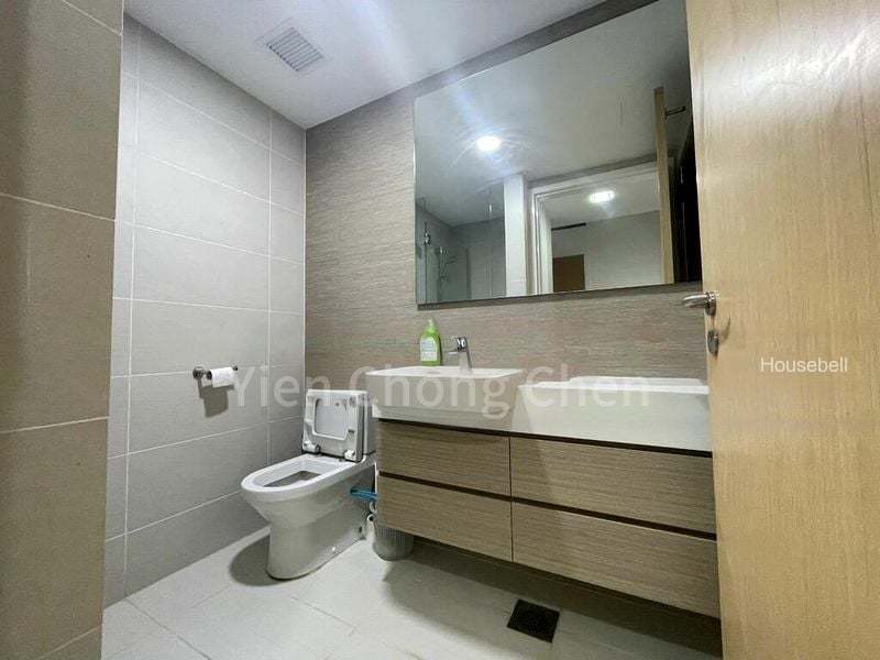 The Lakefront Residences(2)