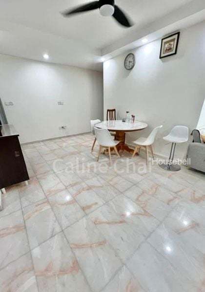 388 Bukit Batok West Avenue 5, S$ 719,888, 1,270 sqft, HDB - 5 A
