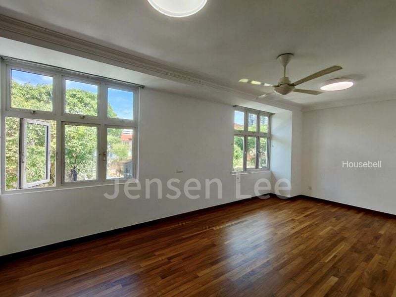 6 Bed Bungalow (Landed) for Rent in  Petir Road(3)